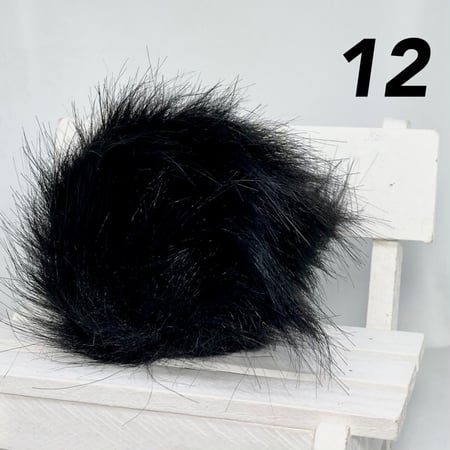 كرات الفرو ( البوم بوم 10 سم