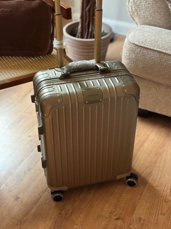 RIMOWA