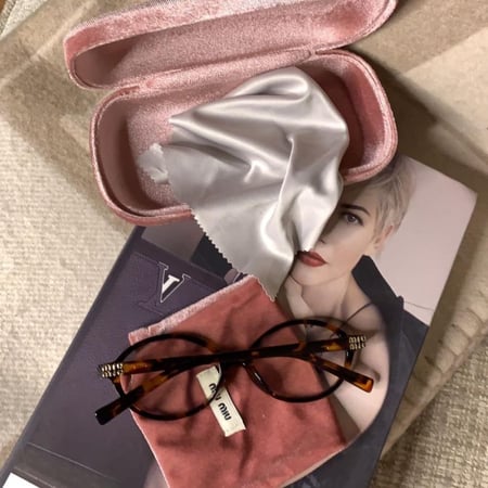 MIU MIU ميو ميو