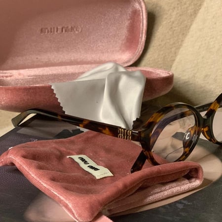 MIU MIU ميو ميو