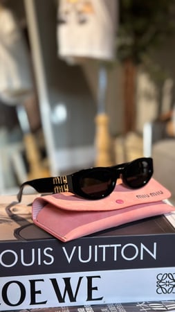 MIU MIU ميو ميو
