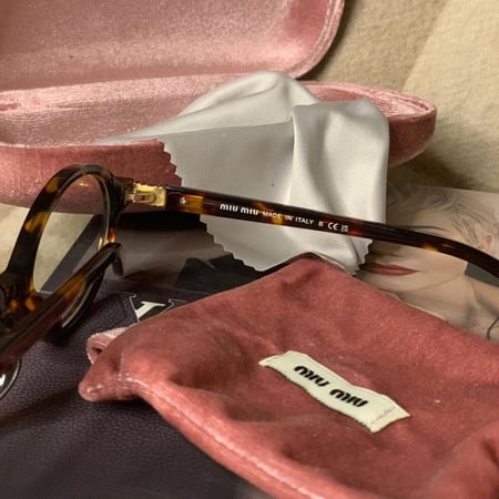 MIU MIU ميو ميو