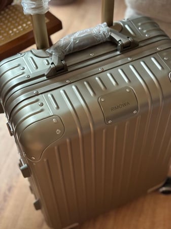 RIMOWA