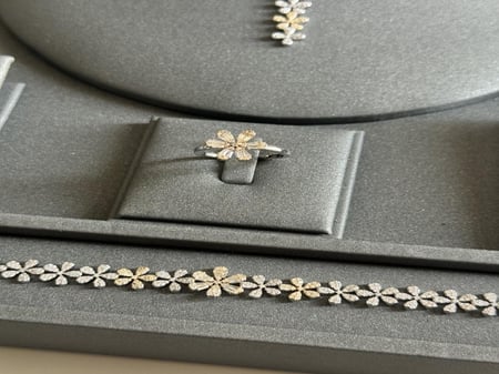 طقم اكسسوار عروس - فلاورز