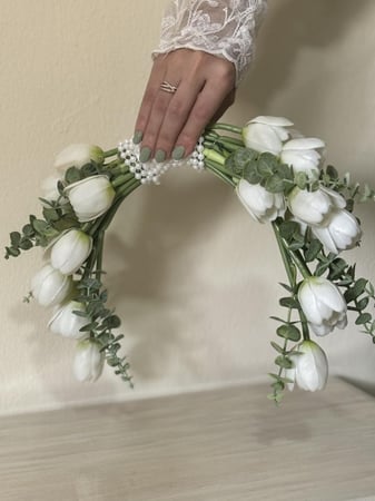 مسكة عروس - وايتي