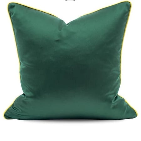 كوشن عصفور واغصان اخضر