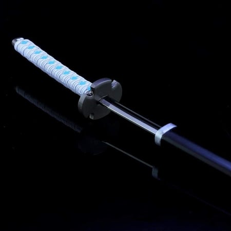 سيف قاتل الشياطين | مصغر