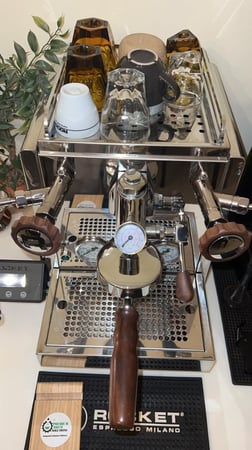 روكيت ار60 ضمان سنتين