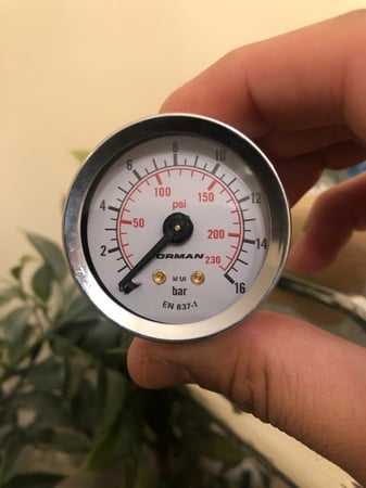 عداد ضغط قروب E61 ابيض