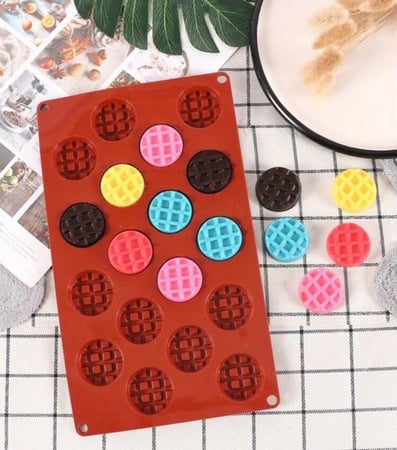 سيليكون دائري للشكولاه / قالب كيك / قوالب شكولاته / حلويات / شمع / صابون ( قطعه واحده )