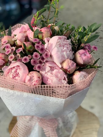 باقة ورد بيوني (موسمي)