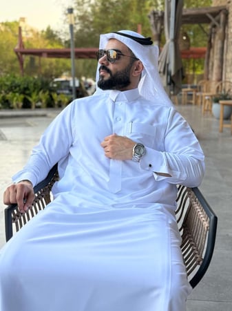 أفضل ثياب يابانية فاخرة رجالية بتصميم حديث وأنيق.