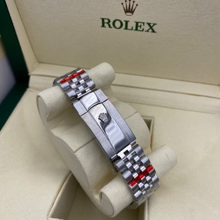 ساعة رولكس ديت جست تماتيك