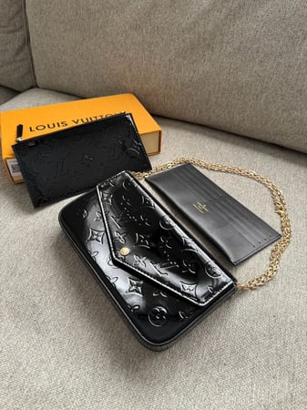 شنطة لويس ڤيتون