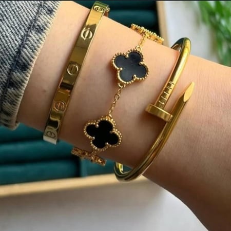 بكج اساور مكون من ٣ اساور مميزة وجودة عالية مقاس 15-17