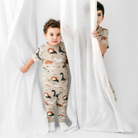 بيجاما الديناصورات اللطيفة