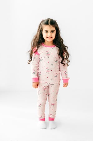 بيجاما عالم البالية