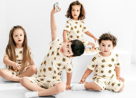 بيجامة  النحل