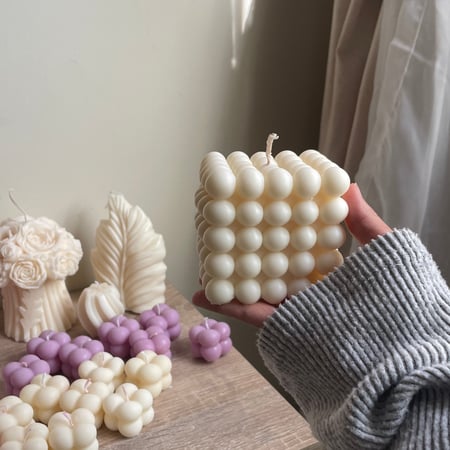 شمعة البابلز العملاق معطرة