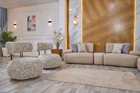 طقم كنب الفريد 4 قطع — يد استيل جولد وذراع خشبية بتصميم فاخر