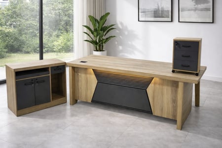 مكتب مكتب مدير حديث مع وحدة تخزين - يوفر مساحة عمل واسعة وعملية