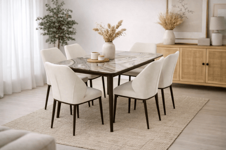 طقم طاولة رخام فاخر مع كراسي قماش – أناقة تجمع العائلة
