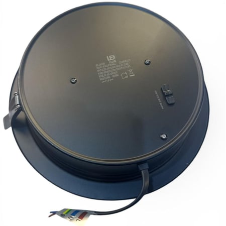 سبوت لايت 8بوصة 20 سانتي 3 الوان مانع للتوهج