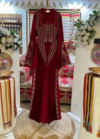 جلابية تراثية فخمة