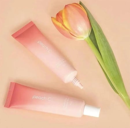 برايمر لاشراق البشرة من بيتش سي , لون الخوخ / 35مل