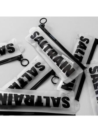 طقم للسفر معجون منعش بالنعناع مع فرشاة أسنان من سالترين ، 30 جرام / أسود