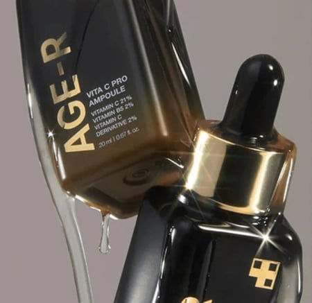 سيروم فيتامين سي لتفتيح البشرة وتقليل البقع الداكنة من ميديكيوب - 20مل