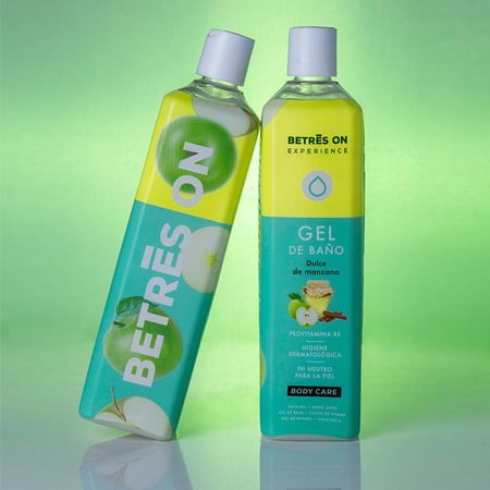 مجموعة جل وسائل استحمام برائحة الزهور و التفاح الحلو قطعتين - (750 مل + 250 مل)