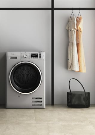 مجفف ملابس Whirlpool سعة 9 كغ بمضخة حرارية و15 برنامج للمنزل فضي