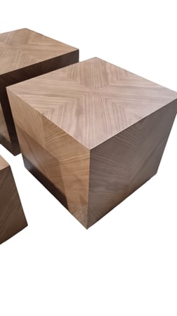 طاولات أرضية للمجالس خشب قشره الجوز