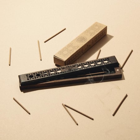 مبخرة العود الفيتنامي