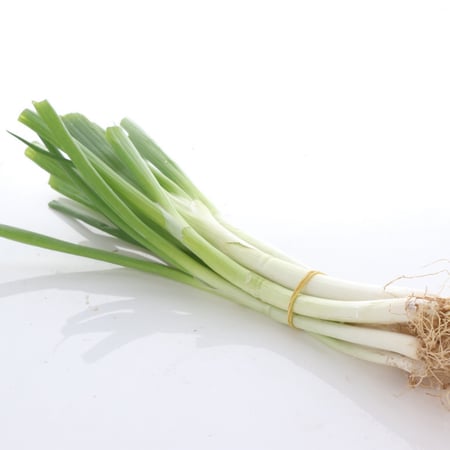 بصل أخضر (حزمة 150 جم)