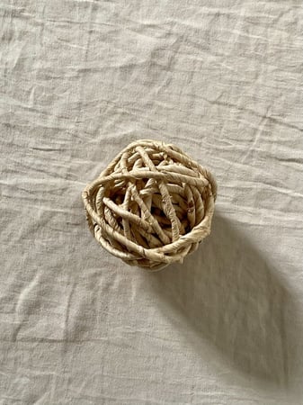 كرة حبل نشارة