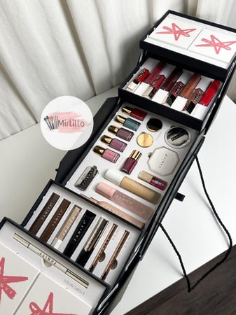 بوكس مكياج بديل فنتي - الكبير