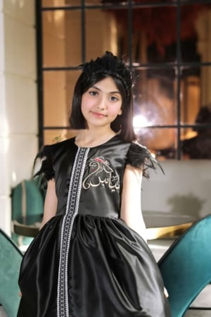 فستان ريش اسود