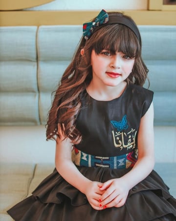 فستان الفراشه بالاسم