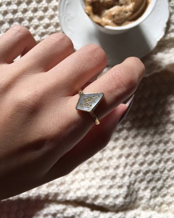 خاتم ملكي نسائي