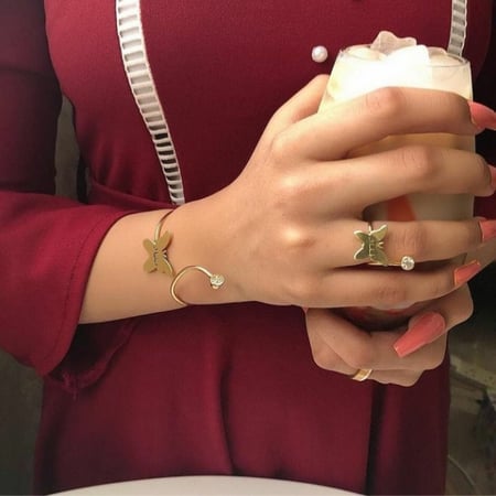 اسواره وخاتم الفراشه بالاسم حسب الطلب -كازار