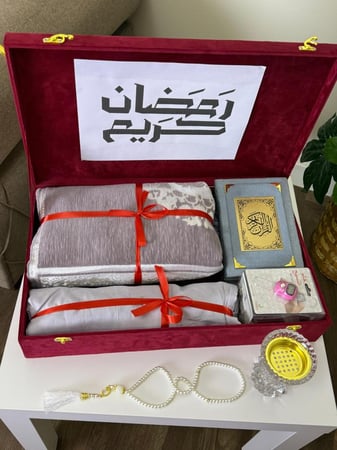 بكج رمضان طقم صلاه نسائي