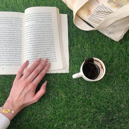 اسواره بحرفك ولؤلؤتين مميزه وعصريه حسب الطلب