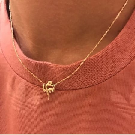 سلسال حرفين متشابكه