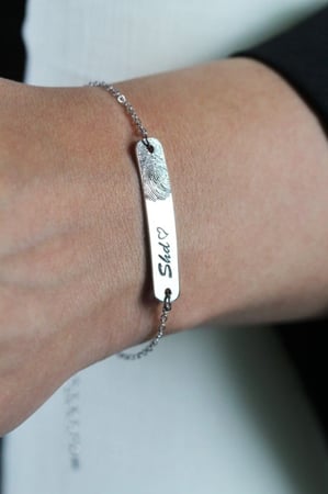 اسواره بعباره إنجليزي من اختيارك