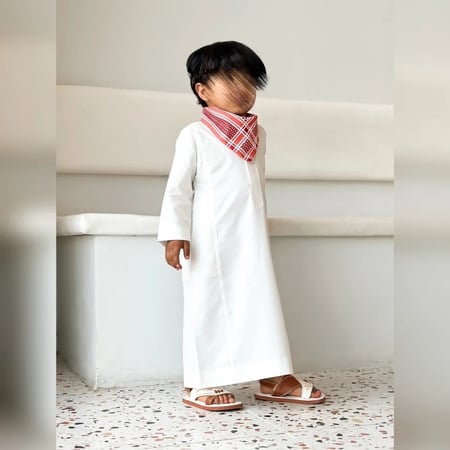 طقم ثوب ومريله