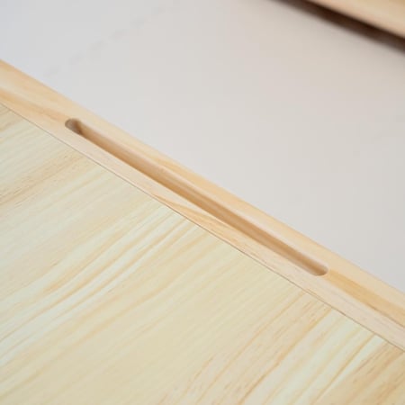 طاولة اللعب الحسي