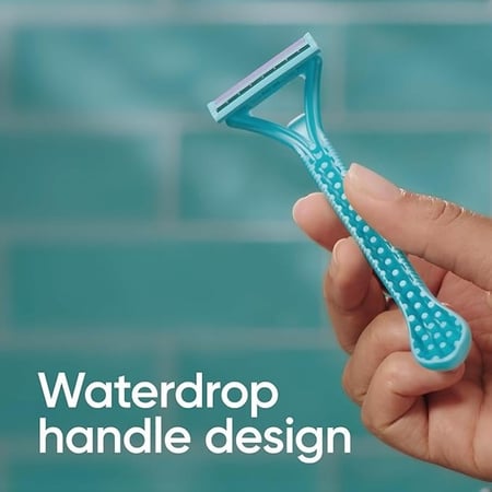 ماكينة فينوس الزرقاء 12 شفرات سماوي مغلقة