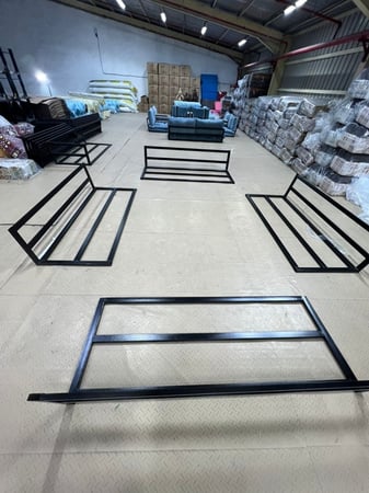 استاند حديد طول مترين واحد حبه